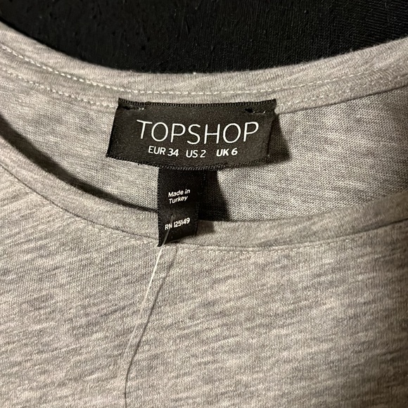 TOPSHOP Crop Tee - Picture 2 of 7